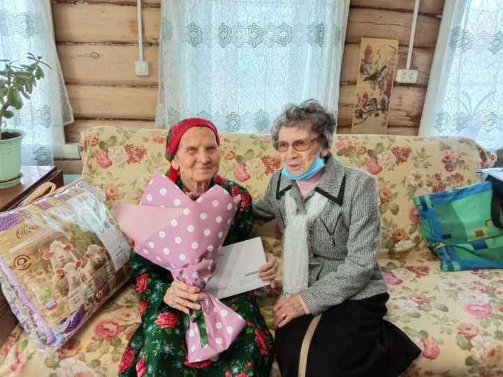 Сегодня  отмечает свой 95-летний юбилей замечательная, скромная женщина Гарифуллина Минсылу Бадретдиновна
