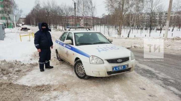 Женщине-водителю под Челнами выписали штраф за непристегнутого маленького ребенка