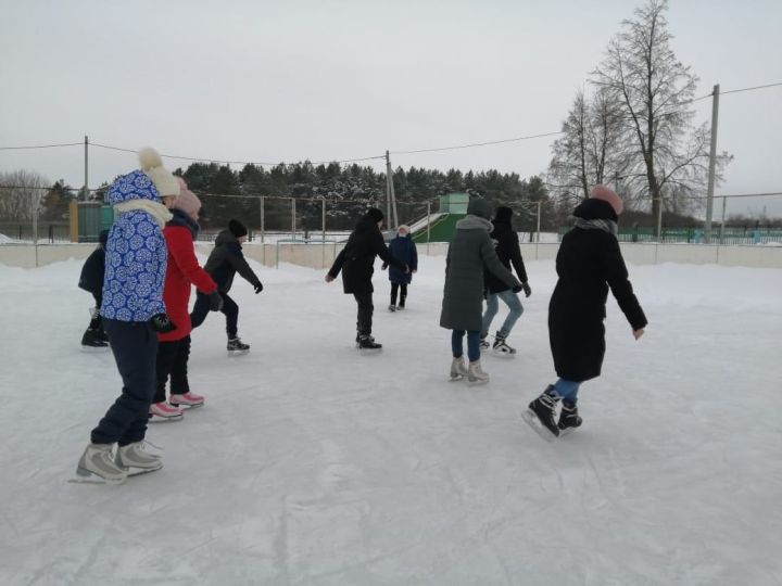 В Ютазинском районе в зимние каникулы работают 11 пришкольных лагерей