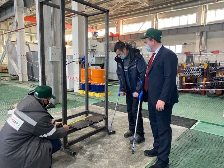 В опытно-экспериментальном заводе "ТАПАРТ" изготавливают авторские тренажеры для реабилитации инвалидов и людей с ограниченными  возможностями