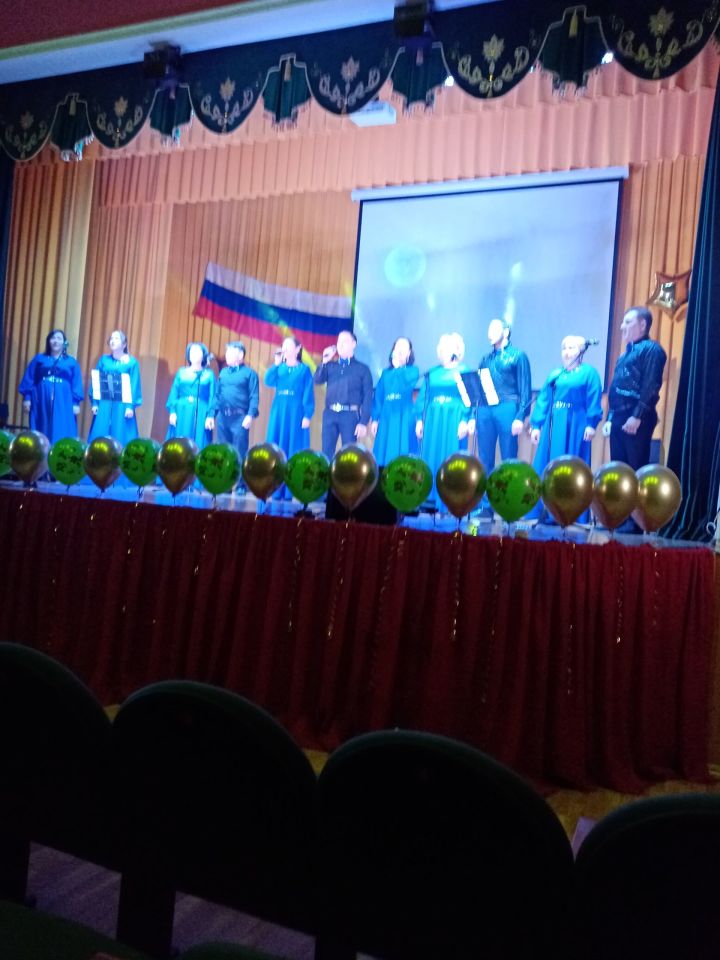 В Ютазинском районном Доме культуры сегодня поздравили защитников Отечества