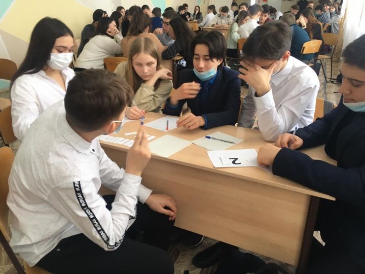 3 февраля на базе @cdt_utaza прошел отборочный этап Интеллектуальной Олимпиады Приволжского федерального округа среди школьников «Что? Где? Когда?»