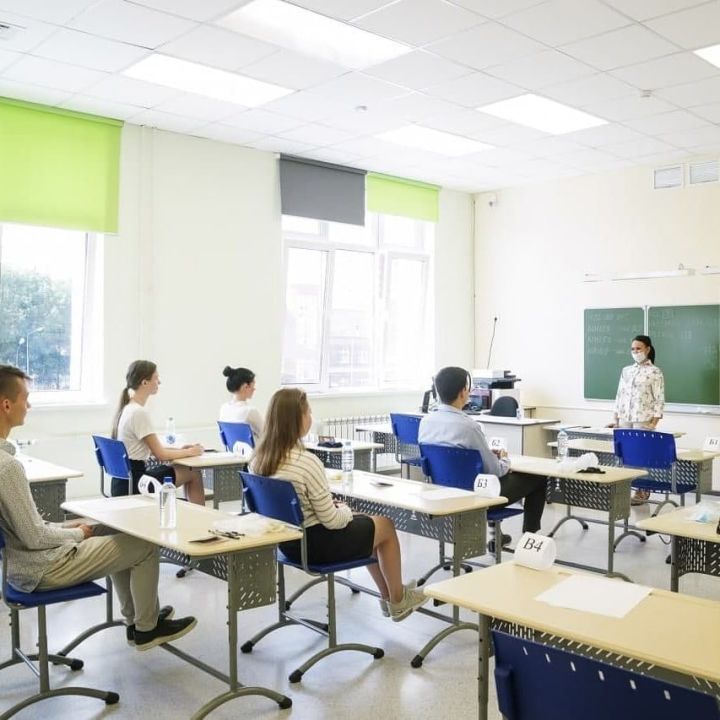 В России упростили правила сдачи выпускных экзаменов для школьников