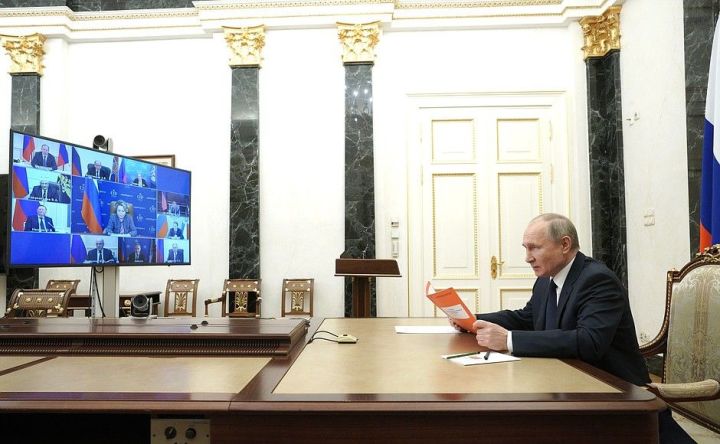 Владимир Путин провёл в&nbsp;режиме видеоконференции совещание с&nbsp;постоянными членами Совета Безопасности