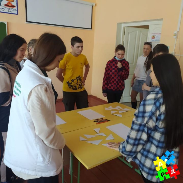 Сегодня, 24 марта в Байрякинской школе прошёл 10 слёт активистов детского движения «Мы едины»