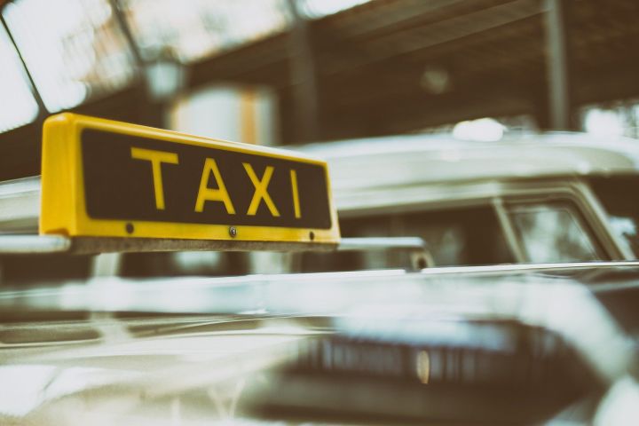В России ожидают рост цен на такси