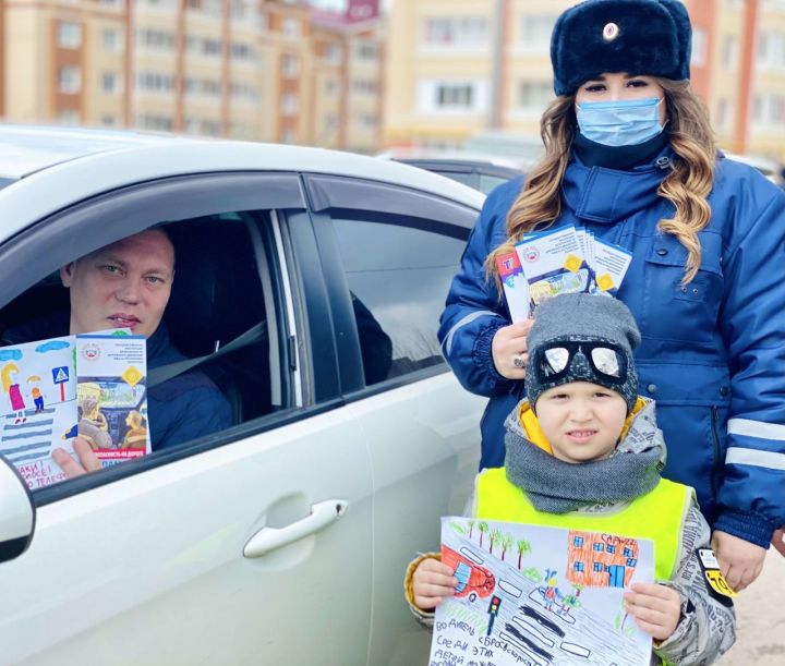 В Татарстане&nbsp;дошколята при поддержке ГИБДД&nbsp;провели профилактическую акцию «Письмо водителю»&nbsp;