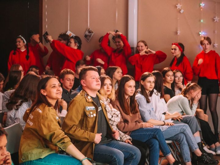 Студенческие отряды Татарстана обучили школьников новым профессиям