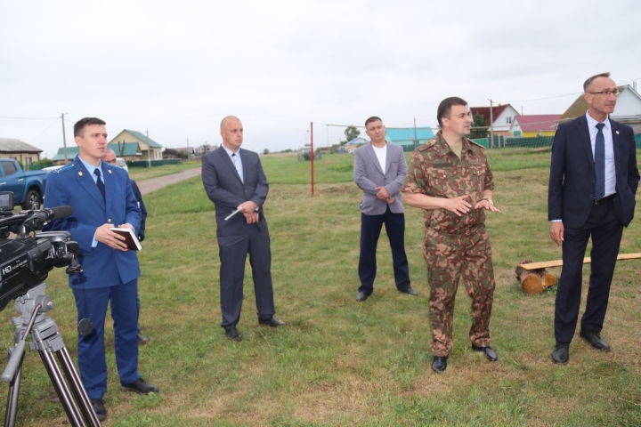 Глава Ютазинского района Аяз Шафигуллин встретился с жителями деревни Екатериновка
