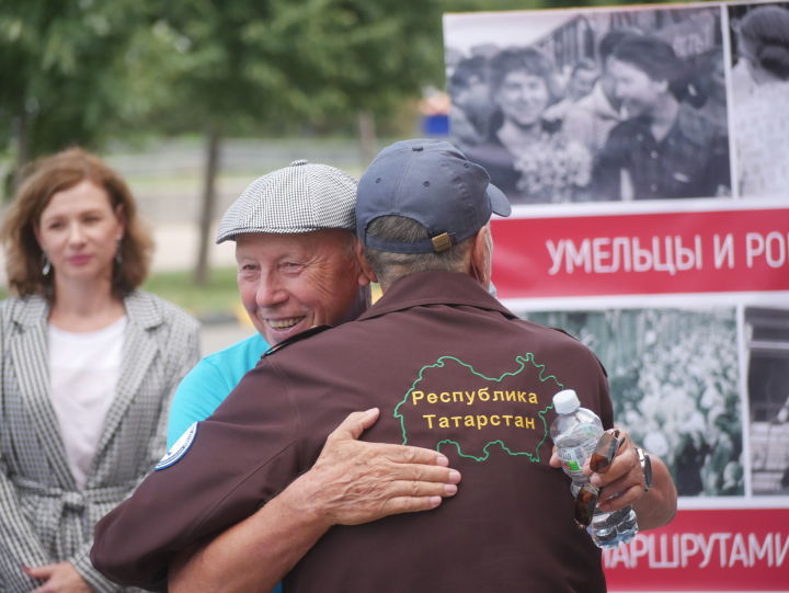 Встречай нас, третий трудовой!