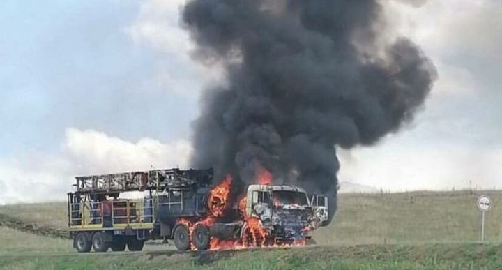На трассе Ютаза – Каракашлы дотла сгорел грузовик