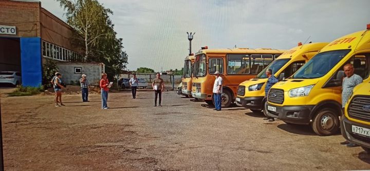В Ютазинском районе к учебному году была проведена проверка школьных автобусов