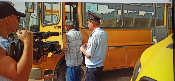 В Ютазинском районе к учебному году была проведена проверка школьных автобусов
