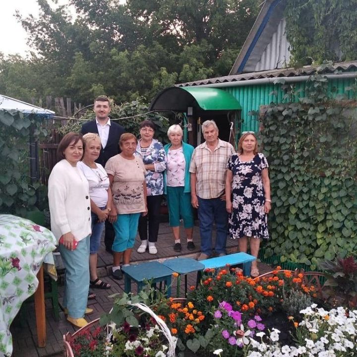 Сегодня Ютазинский район посетила делегация под началом Председателя союза садоводов  Татарстана Владимира  Дейнекина