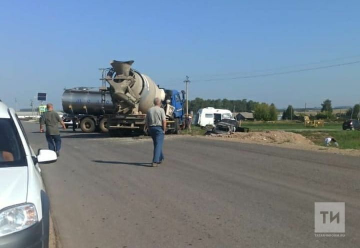 Сегодня в  Арском районе республики возле села Ташкичу произошла авария