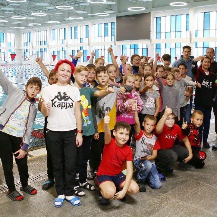 28 детей из Ютазинского района,   занимающиеся в секции плавания, посетили город Альметьевск