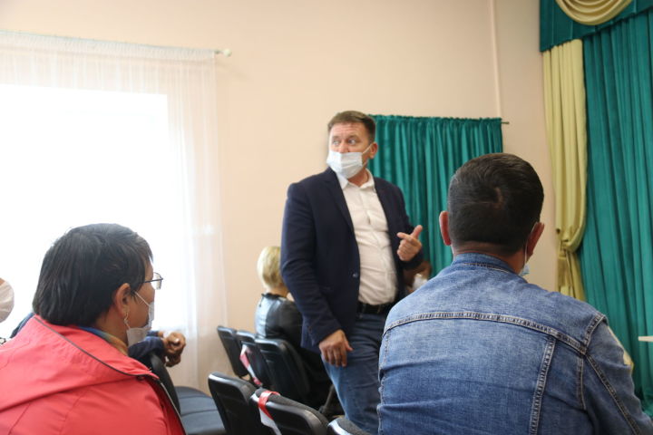 Очередные встречи руководства района с населением прошли в Байряки-Тамаке и Байряке&nbsp;