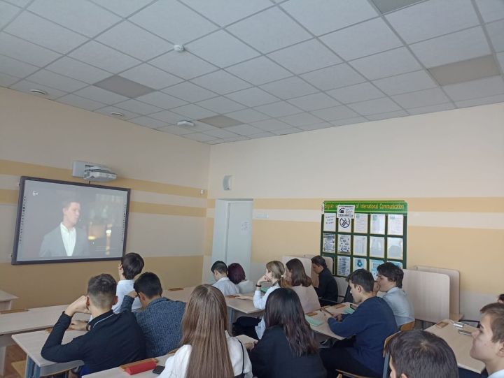 Учащиеся Уруссинской гимназии&nbsp;&nbsp;приняли участие во Всероссийском открытом уроке "Город вечно живых"