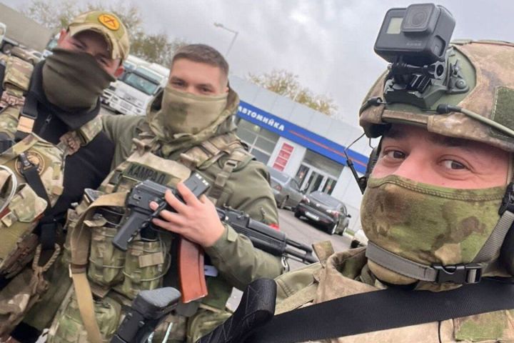 «Легион» готов взять оружие: экс-президент ММА Татарстана собирает бойцов в зону СВО