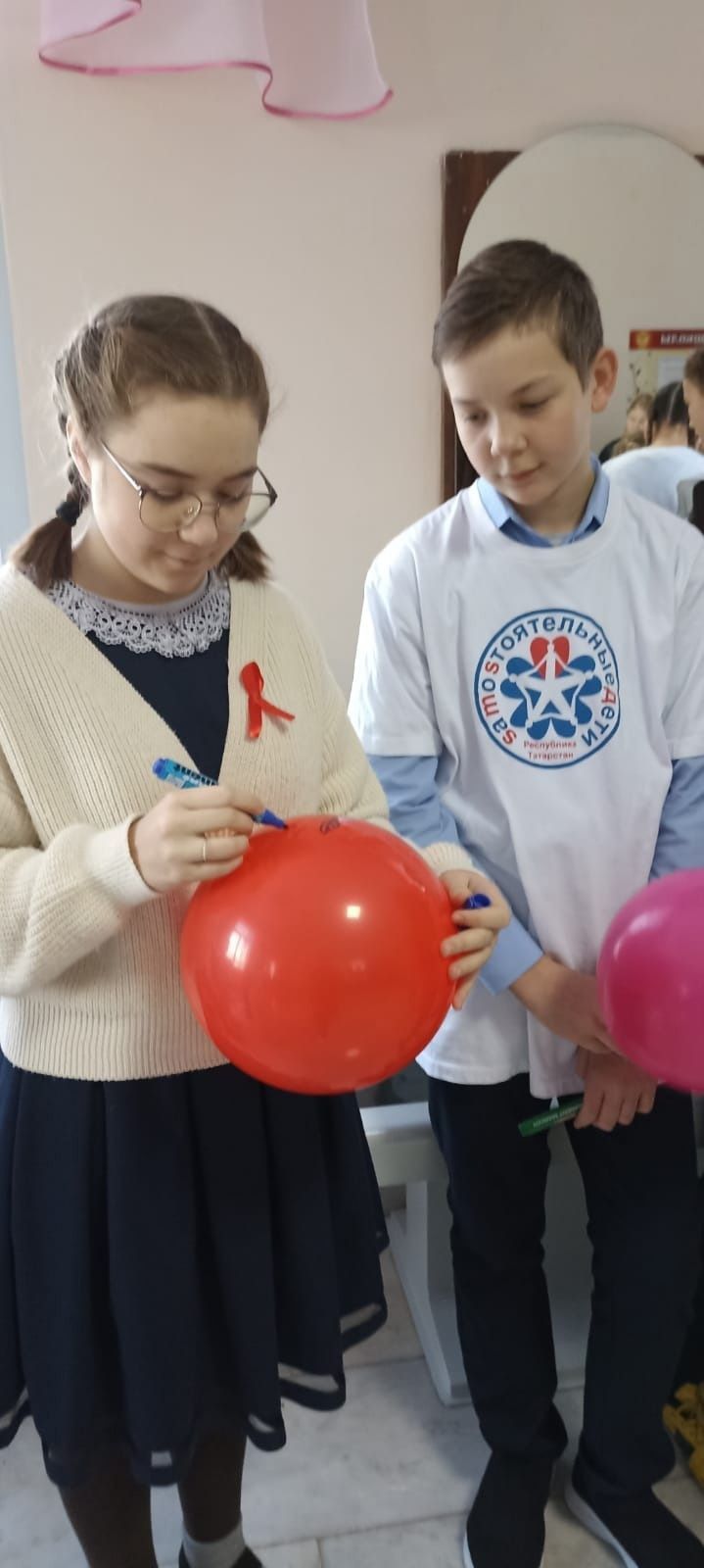 В Байрякинской школе прошло мероприятие в честь Дня борьбы со СПИДом