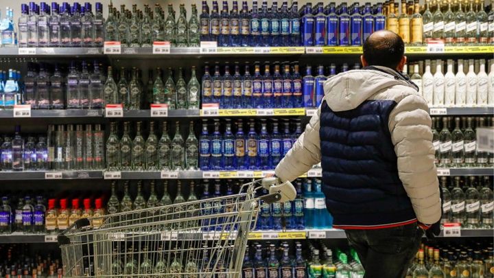 Депутаты Татарстана намерены ужесточить наказание за нелегальную продажу этилового спирта