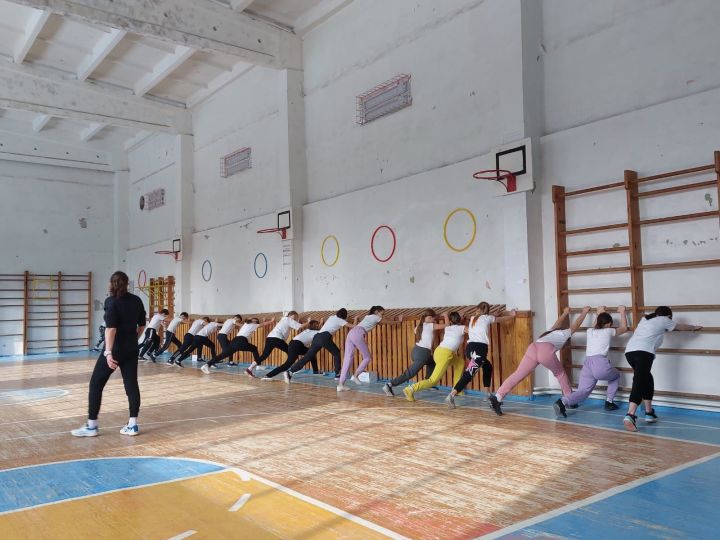 В Уруссинской школе №2 состоялся семинар учителей физической культуры