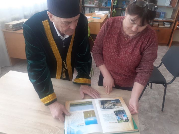 В Каракашлинской сельской библиотеке прошла встреча с имам-хатибом