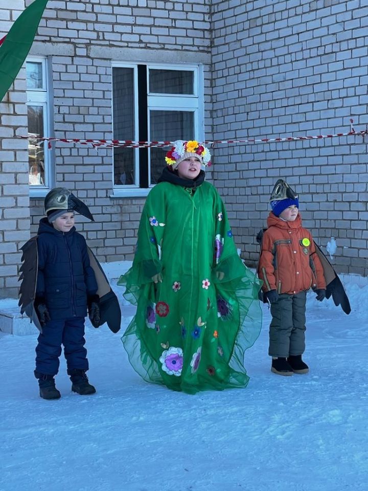 В МБОУ "Мало-Уруссинскся ООШ" прошел районный семинар учителей начальных классов