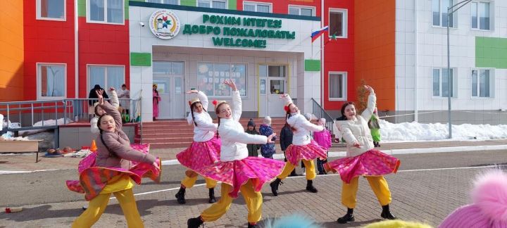 Сегодня в Уруссинской гимназии прошёл Науруз байрам