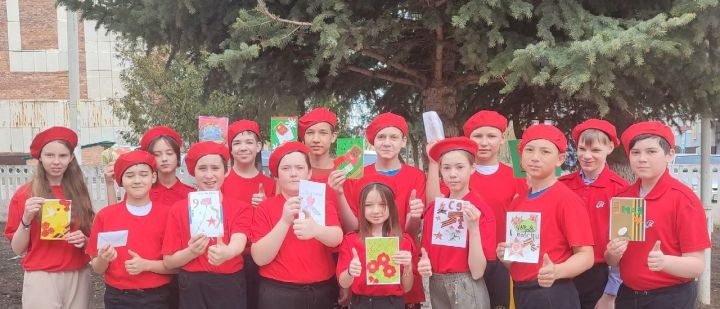 Учащиеся 4 класса Уруссинской школы №3 приняли участие в акции "Открытка ветерану"