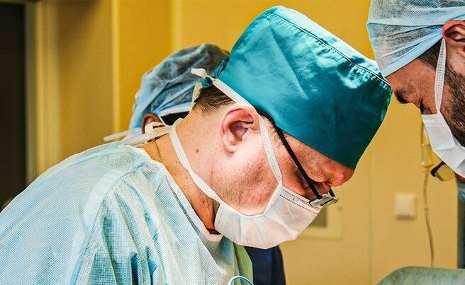 В Татарстане врачи  спасли жизнь малыша, в его кишечнике застряли куски нектарина