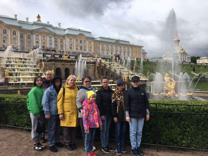 Гимназисты посетили в Петергофе Нижний Парк фонтанов