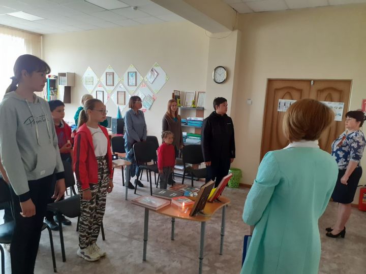 В Каракашлинской  библиотеке совместно с работниками СДК прошел День Памяти "Давно закончилась война"