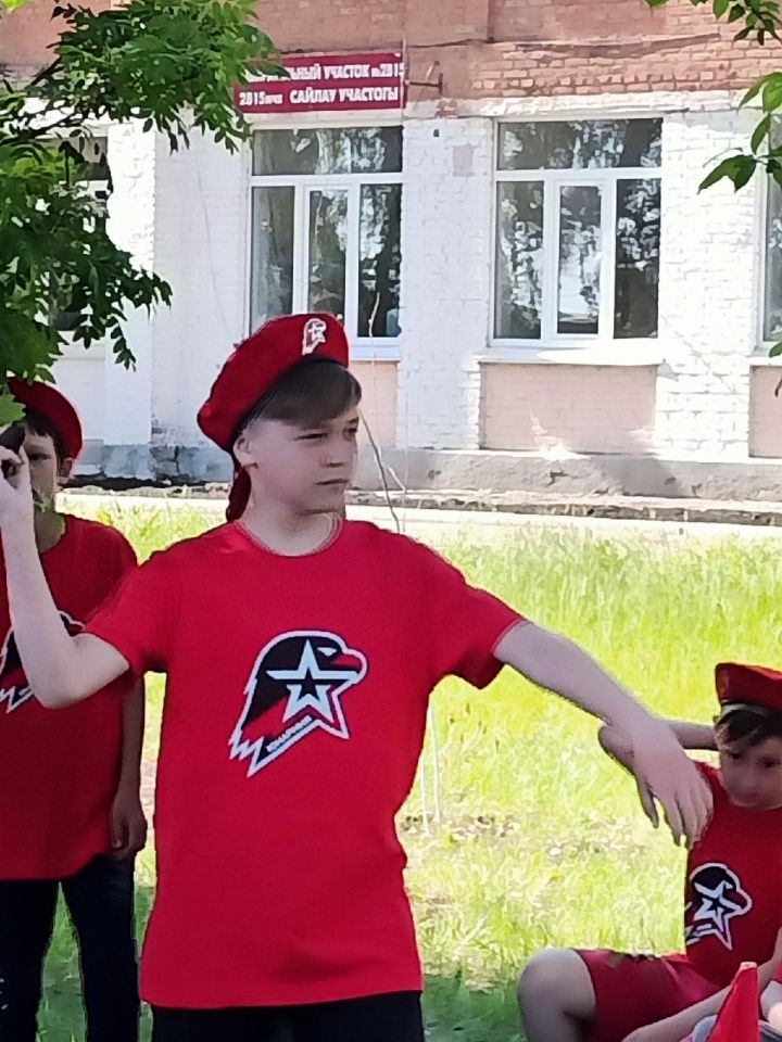 Для юных армейцев Уруссинской школы №3 прошел слёт