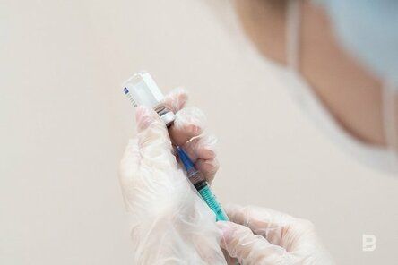 В Набережных Челнах возобновили вакцинацию против коронавируса