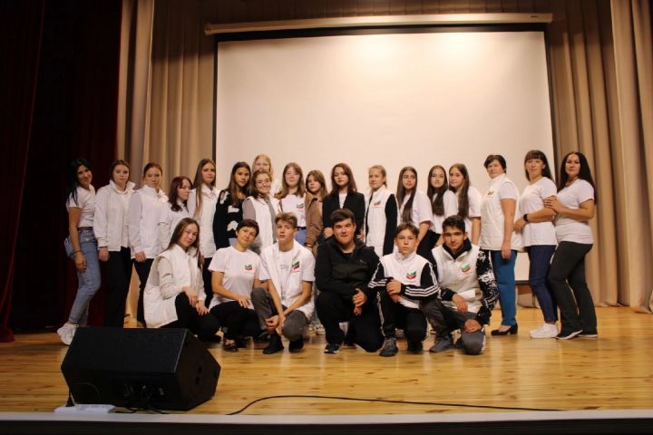 В поселке Карабаш Бугульминского района прошел очередной слет волонтеров благотворительного фонда поддержки социальных и молодежных инициатив «БлагоДарение»
