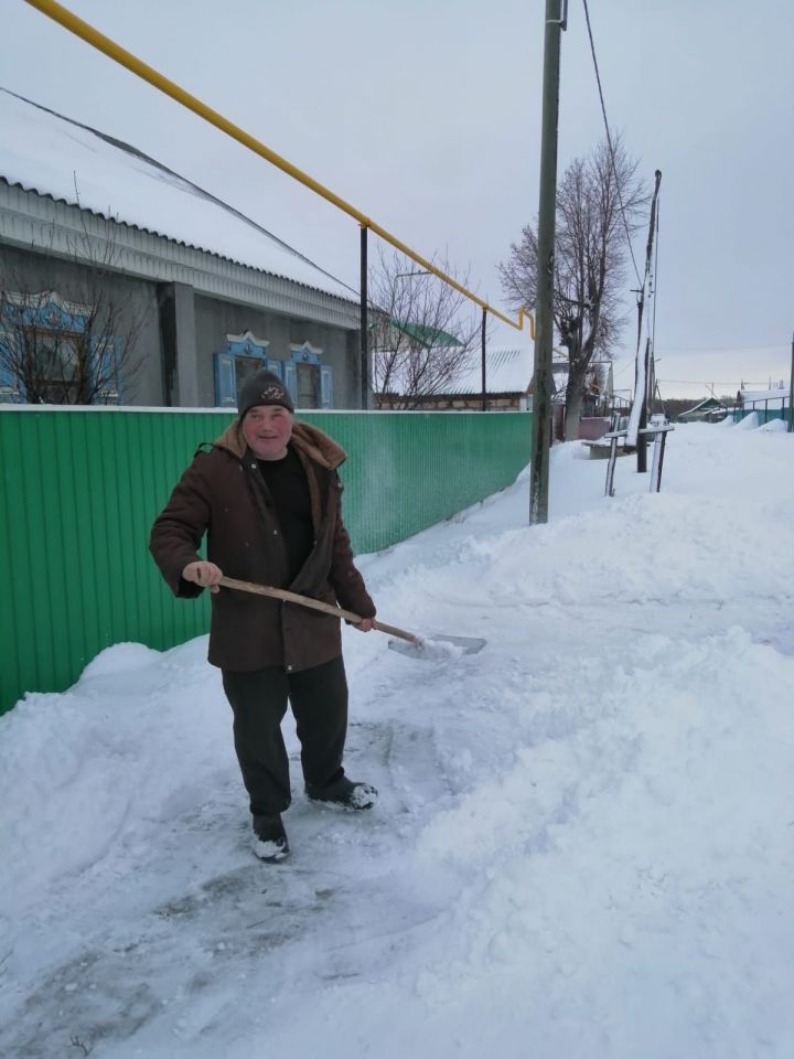 Уруссу: снег кружится, снег ложится...