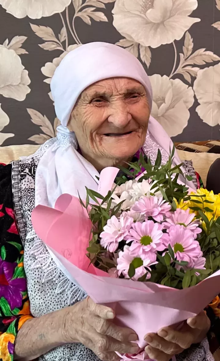 Сегодня долгожительница Ютазинского района Шамсия Шамсуллина отмечает 100-летний юбилей