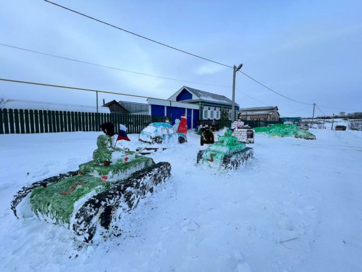 Украшенные зимние дворы Татарстана: голосуйте за самые креативные работы