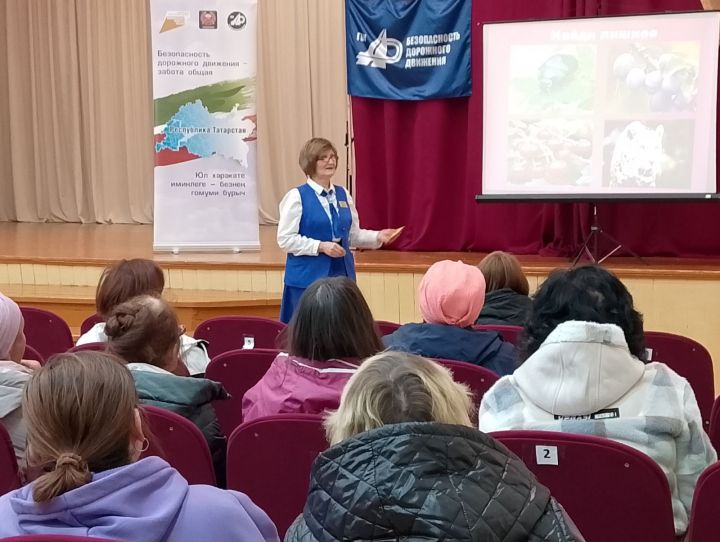 В рамках декады Пожилого человека провели викторину по безопасности дорожного движения для жителей села Каракашлы