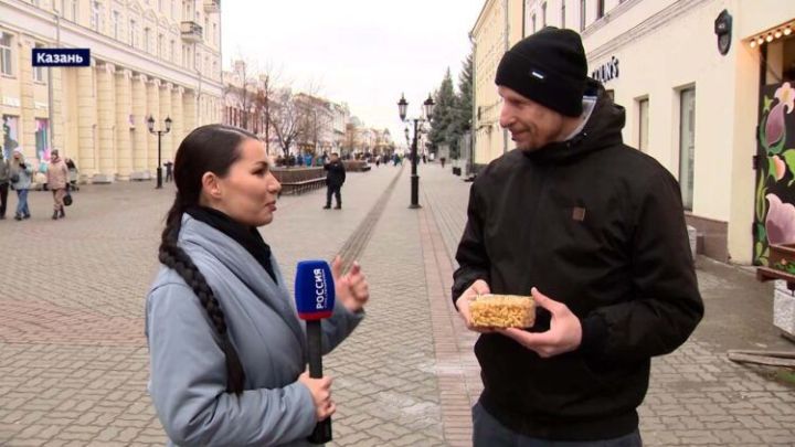 Автопутешественник Александр Червинский прибыл в Казань с целью обойти всю Россию