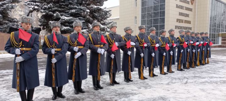 На базе Казанского высшего танкового командного училища проходил Х слет регионального отделения «Юнармия»