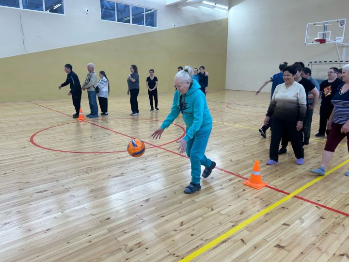 Свои спортивные способности проявили уруссинцы с ограниченными возможностями здоровья