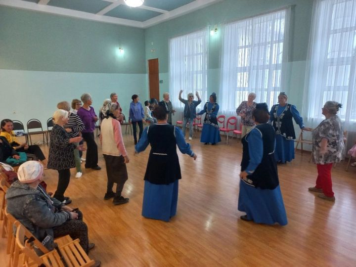 1 августа в Районном доме культуры прошло мероприятие «На волне хорошего настроения»