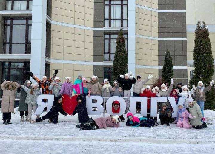 В рамках зимней смены «Созвездие — Йолдызлык» в Молодежном центре «Волга» собрались 180 одаренных детей из 16 районов РТ