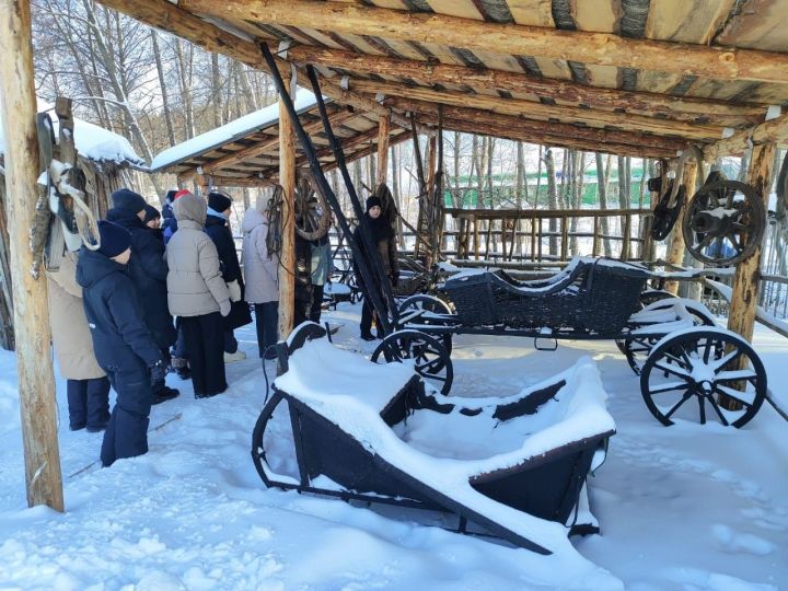 Уруссинские гимназисты посетили этнографический комплекс «Бабай Утары» в Туймазинском районе