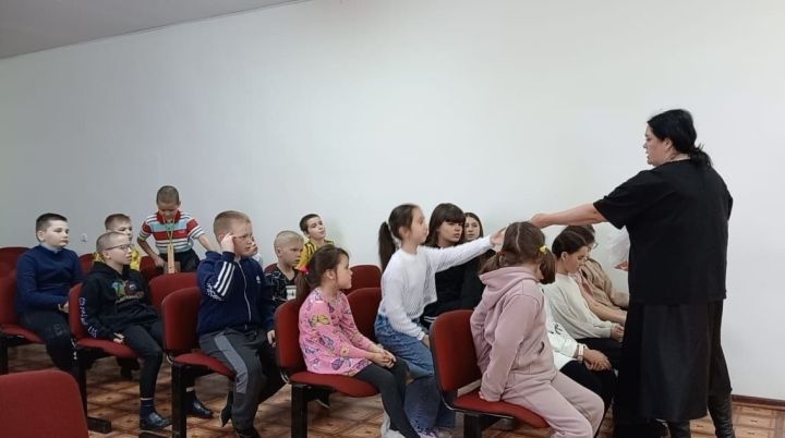 Урок цифровой безопасности провели для детей в Дым-Тамакском клубе