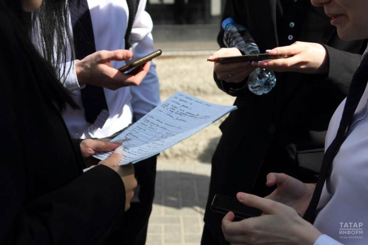 Минцифры России объявило о введении детских sim-карт