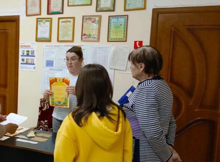 Архив бүлеге район авыллары буенча  күргәзмәләр оештырып йөри