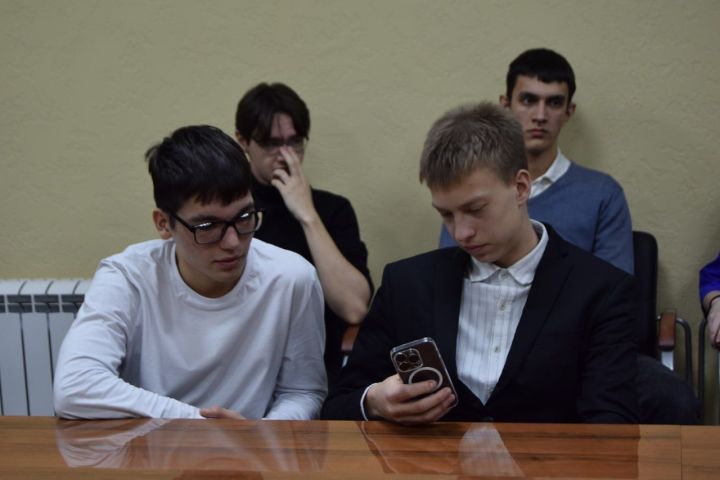 Молодо – не зелено